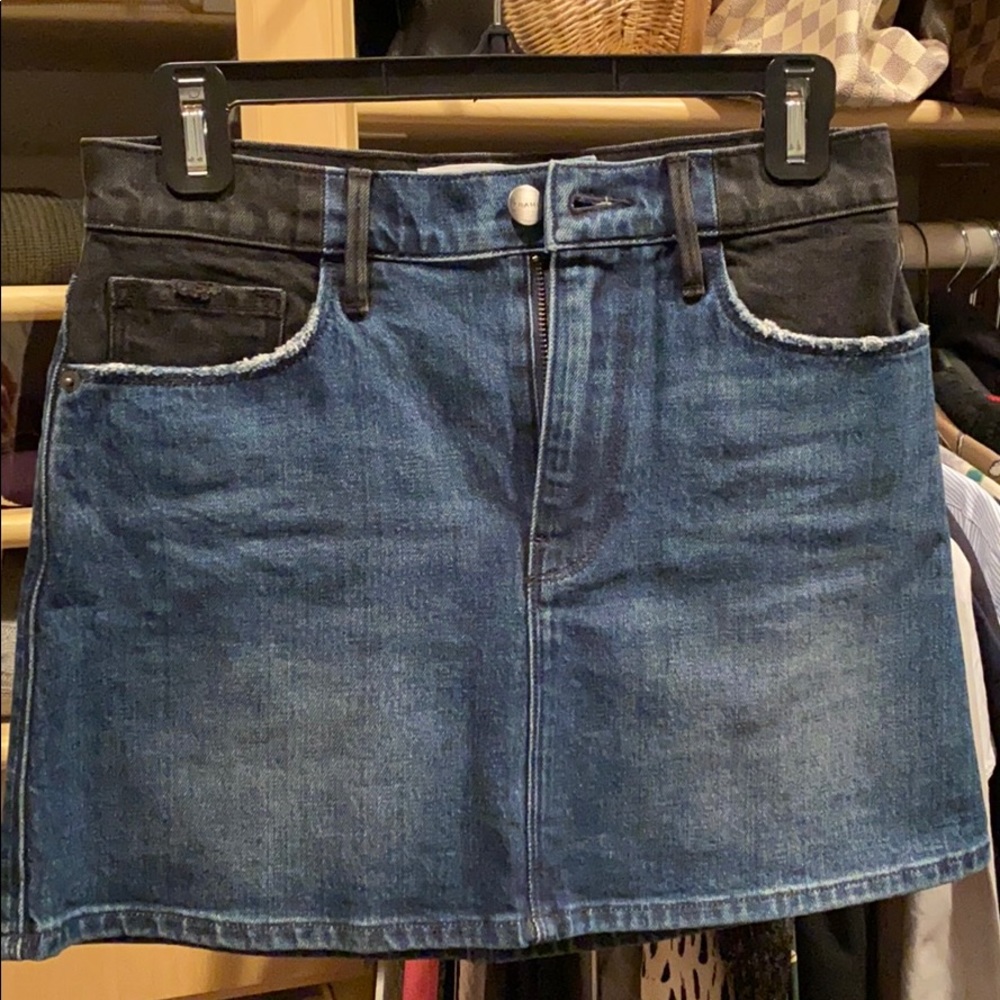 Like new FRAME denim skirt sz 25